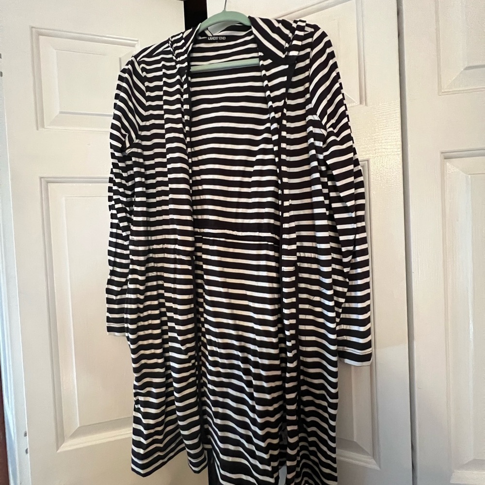Woman’s size L black and white striped lands end swim cover up
